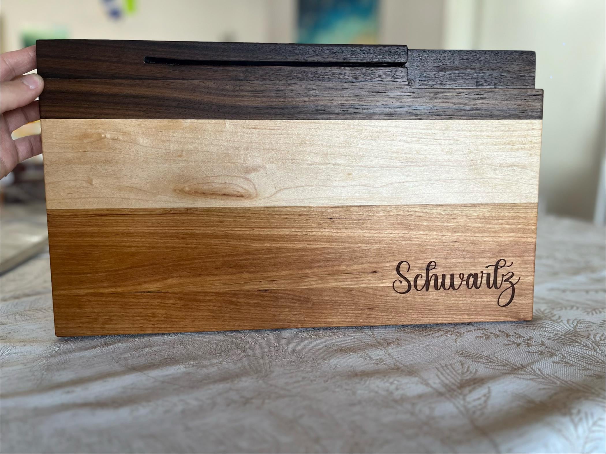 Tri-Tone Challah Board with Knife Rest