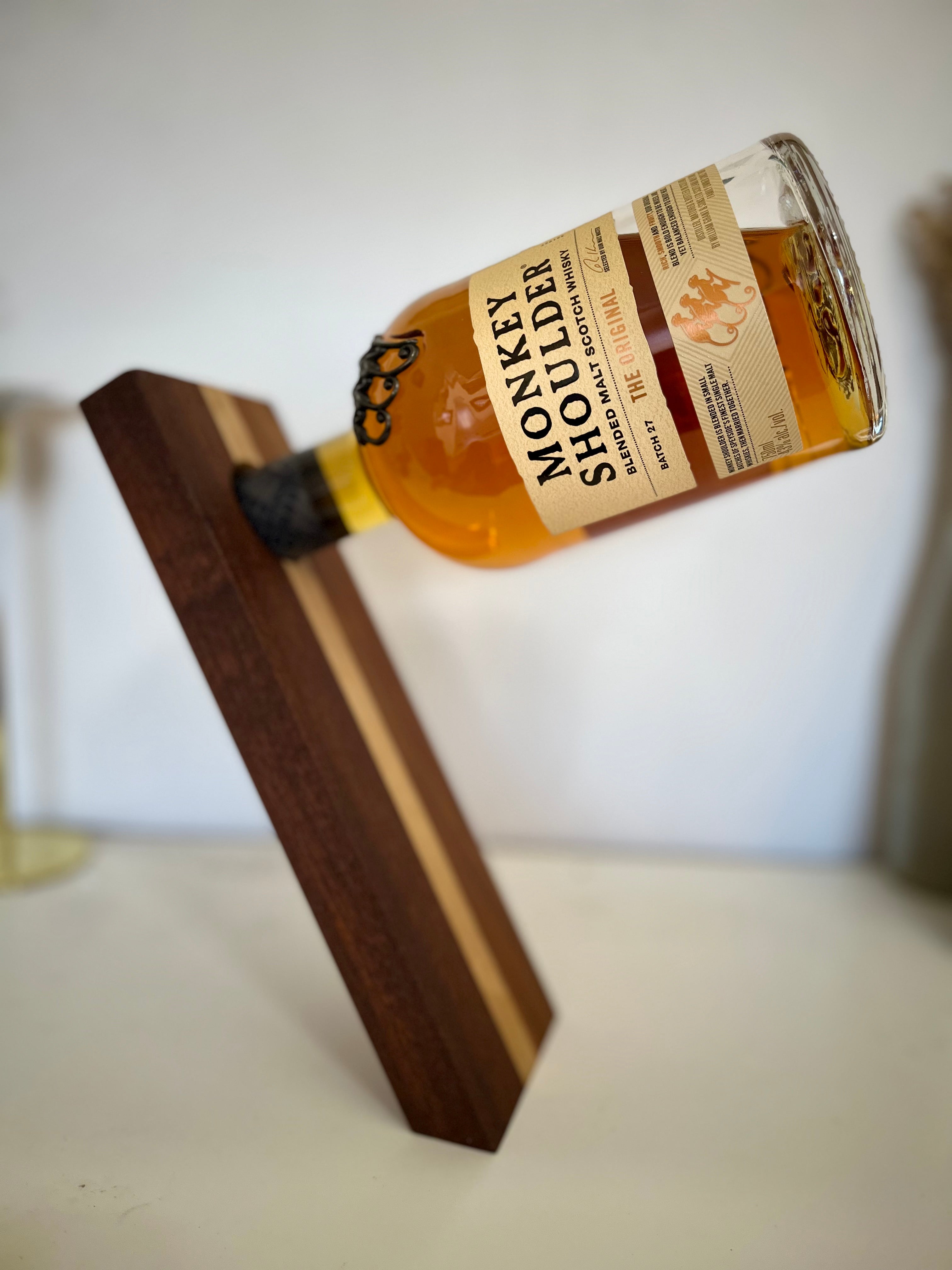 Zero Gravity Bottle Stand