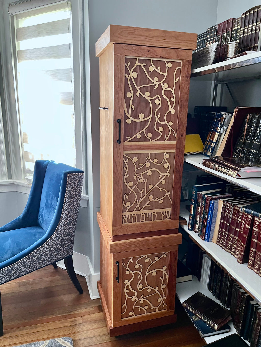 Custom Aron Kodesh