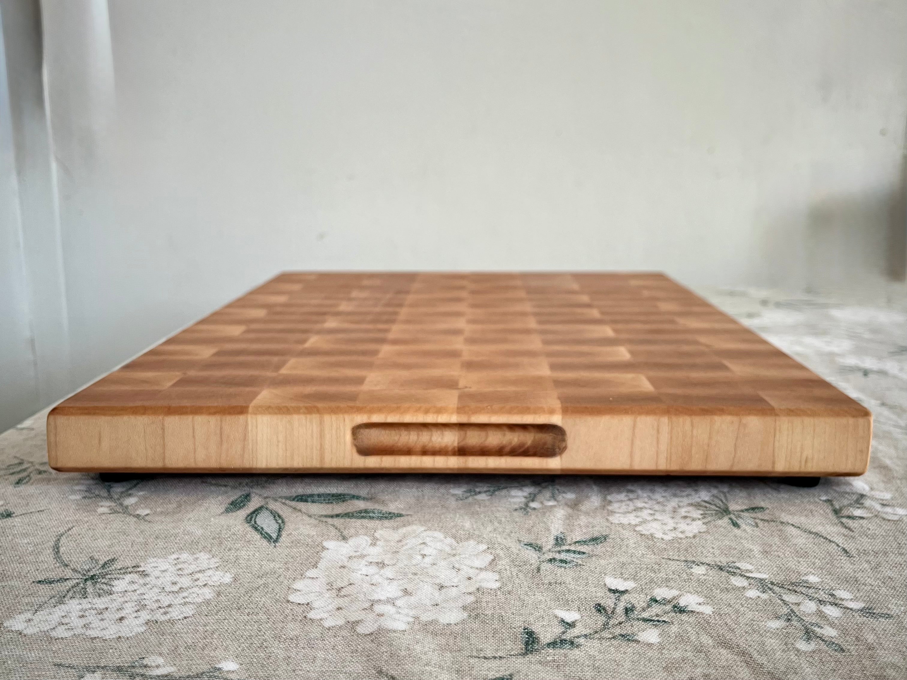 White Hard Maple End Grain Cutting Board