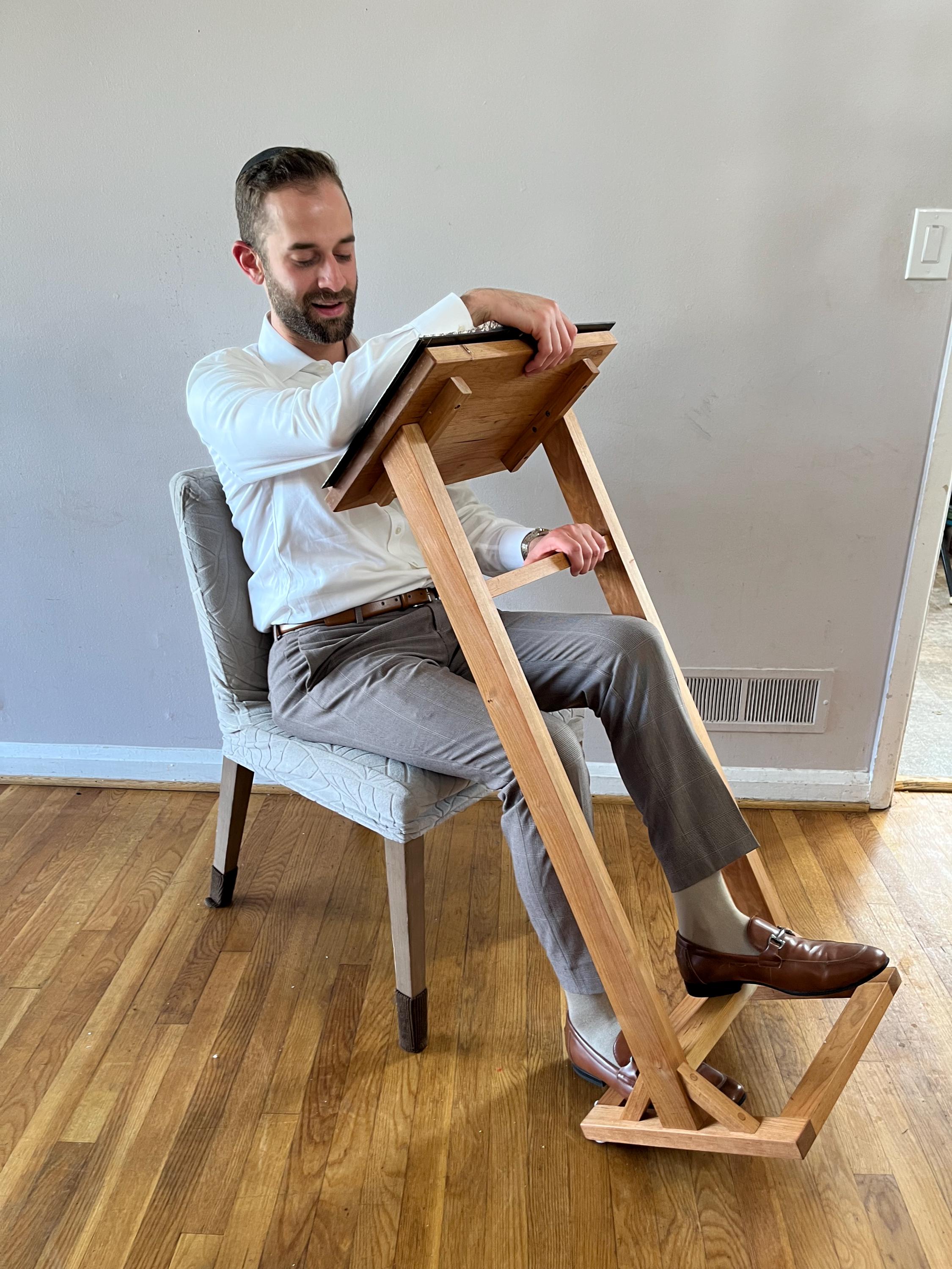 Black Cherry Floor Shtender